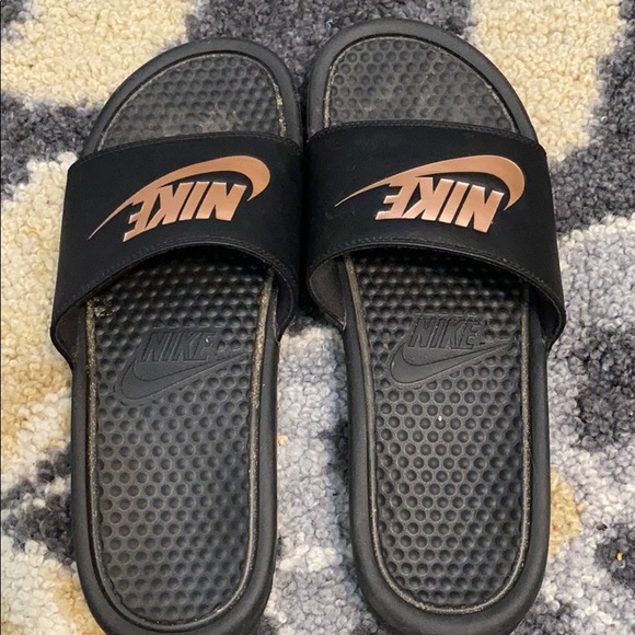 Nike Shoes - nike slides